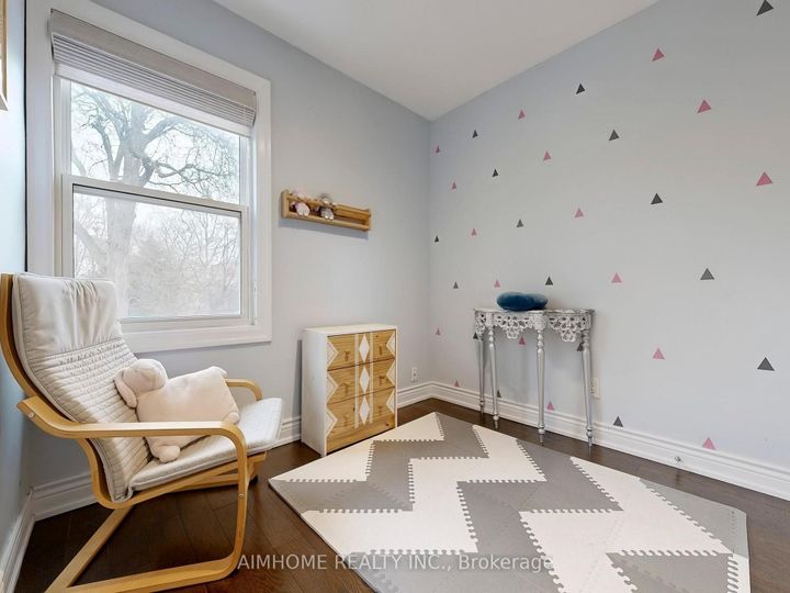 Photo 26 at 39 Brentcliffe Road, Leaside, Toronto