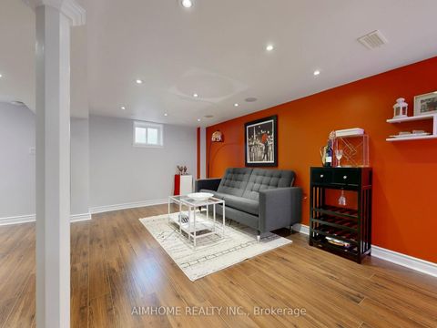 Photo 34 at 39 Brentcliffe Road, Leaside, Toronto