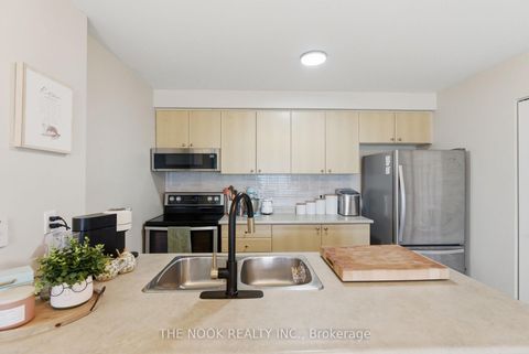 Photo 4 at 309 - 83 Aspen Springs Drive, Bowmanville, Clarington