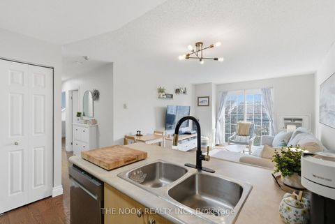 Photo 5 at 309 - 83 Aspen Springs Drive, Bowmanville, Clarington