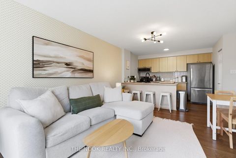 Photo 8 at 309 - 83 Aspen Springs Drive, Bowmanville, Clarington