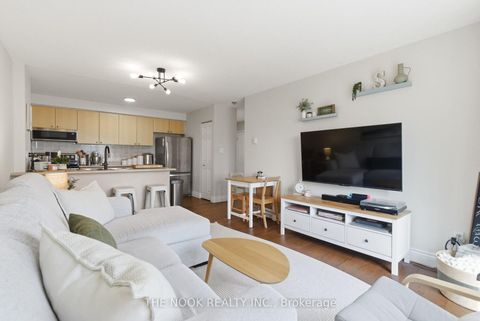 Photo 9 at 309 - 83 Aspen Springs Drive, Bowmanville, Clarington