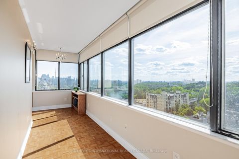 Photo 18 at 13 - 423 Avenue Road, St. Clair, Toronto