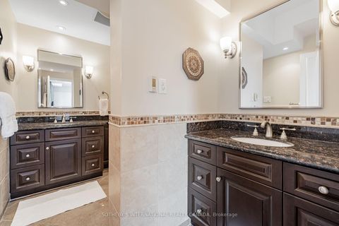 Photo 21 at 13 - 423 Avenue Road, St. Clair, Toronto