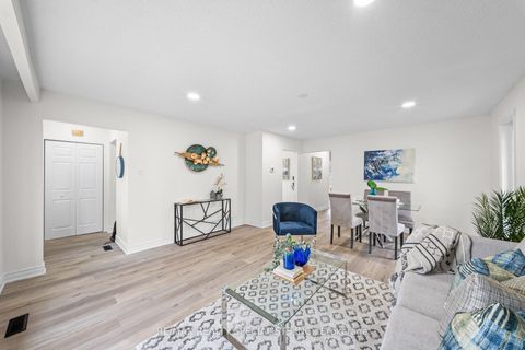 Photo 7 at 66 Avening Drive, Clairville, Toronto