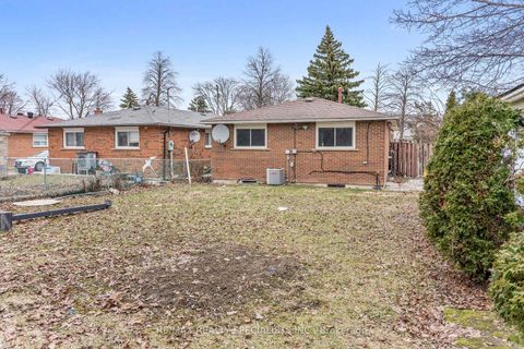 Photo 28 at 66 Avening Drive, Clairville, Toronto