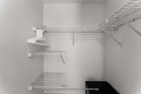 Photo 17 at 807 - 14 York Street, Waterfront Communities C1, Toronto