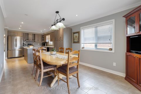 Photo 15 at 78 Rosanna Crescent, Maple, Vaughan
