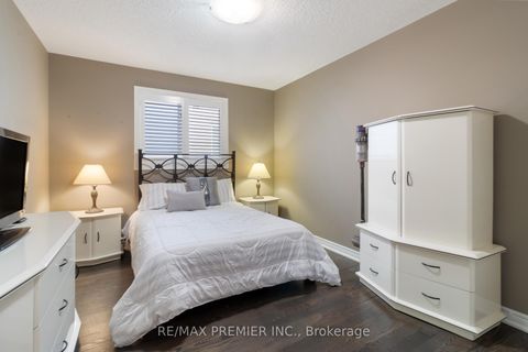 Photo 16 at 78 Rosanna Crescent, Maple, Vaughan