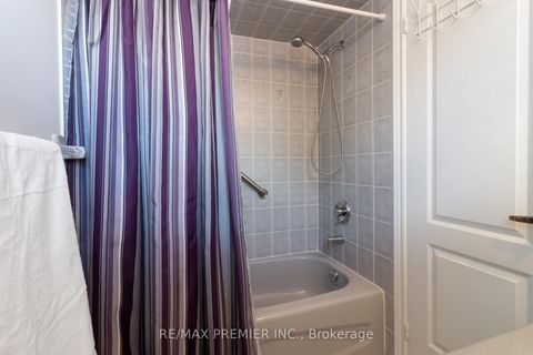 Photo 21 at 78 Rosanna Crescent, Maple, Vaughan