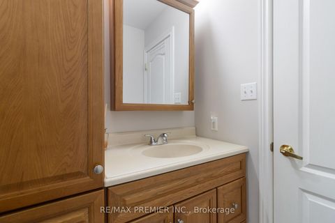 Photo 22 at 78 Rosanna Crescent, Maple, Vaughan