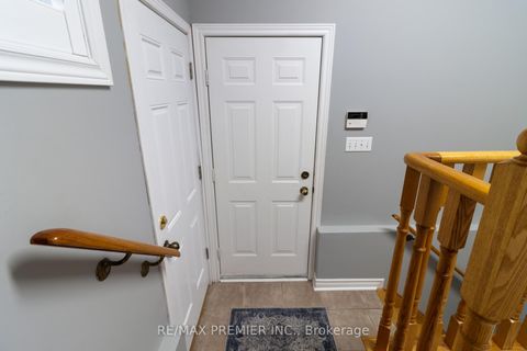 Photo 26 at 78 Rosanna Crescent, Maple, Vaughan