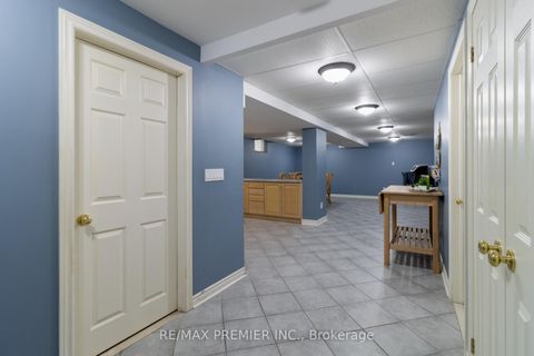 Photo 27 at 78 Rosanna Crescent, Maple, Vaughan