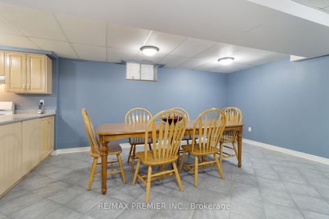 Photo 32 at 78 Rosanna Crescent, Maple, Vaughan