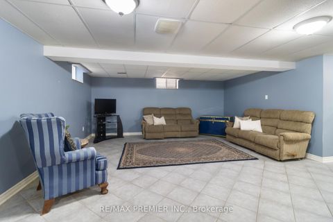 Photo 34 at 78 Rosanna Crescent, Maple, Vaughan