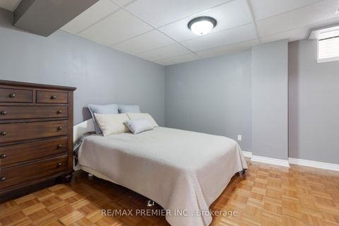 Photo 36 at 78 Rosanna Crescent, Maple, Vaughan