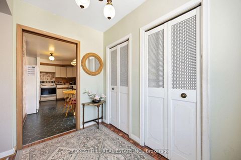 Photo 1 at 119 Hendon Avenue, Newtonbrook West, Toronto