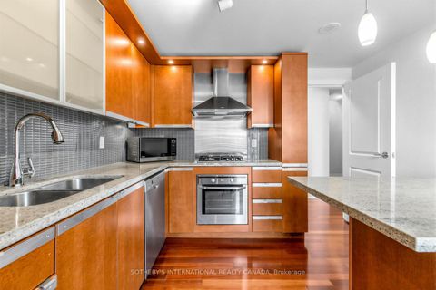 Photo 11 at 601 - 1430 Yonge Street, St. Clair, Toronto