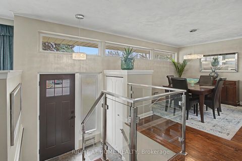 Photo 2 at 60 Lionel Heights Crescent, Donalda, Toronto