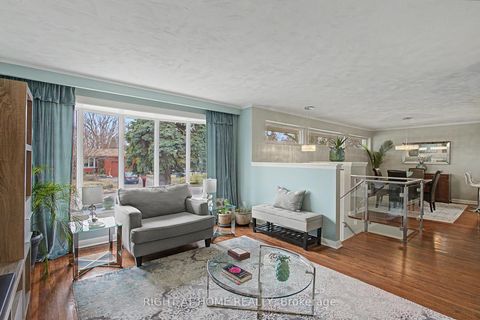 Photo 4 at 60 Lionel Heights Crescent, Donalda, Toronto