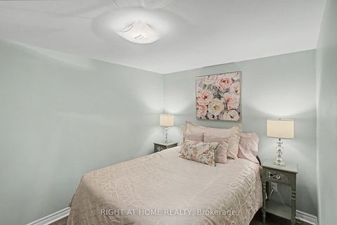 Photo 28 at 60 Lionel Heights Crescent, Donalda, Toronto