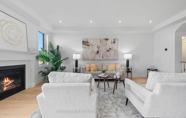 Photo 11 at 1553 Rothbury Crescent, BW Bowes, Milton