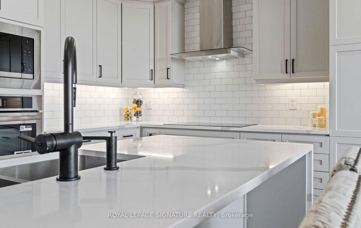 Photo 13 at 1553 Rothbury Crescent, BW Bowes, Milton