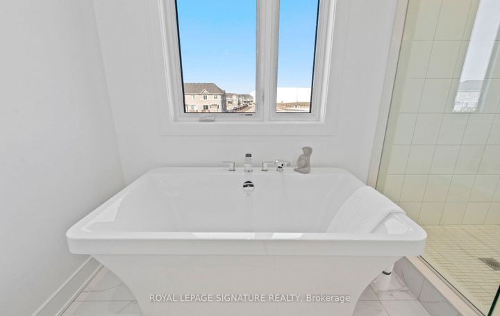 Photo 28 at 1553 Rothbury Crescent, BW Bowes, Milton