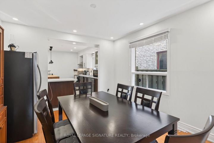 Photo 15 at 5115 Salishan Circle, Hurontario, Mississauga