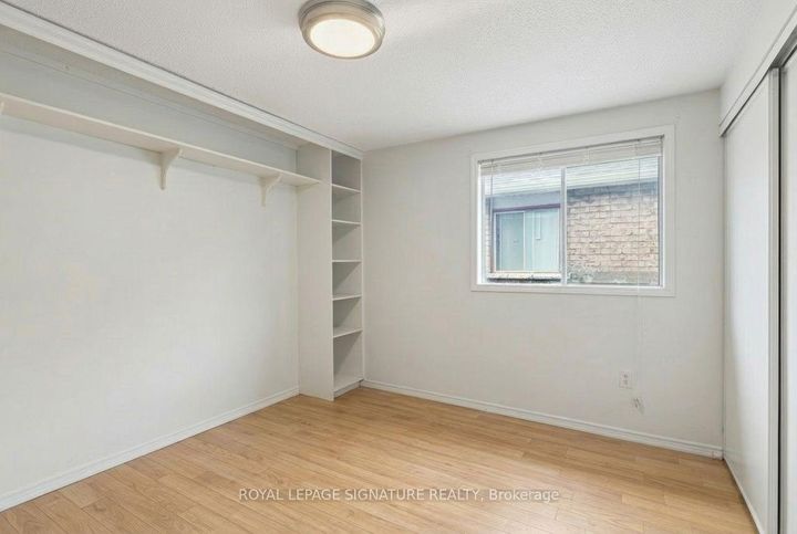 Photo 27 at 5115 Salishan Circle, Hurontario, Mississauga