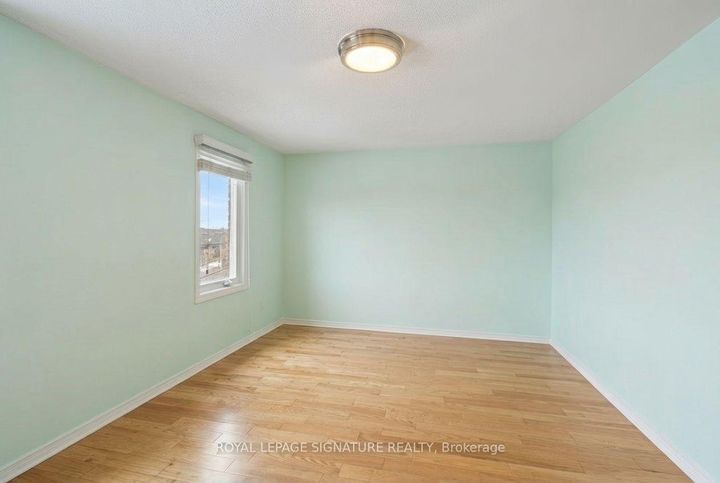 Photo 29 at 5115 Salishan Circle, Hurontario, Mississauga