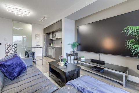 Photo 12 at 204 - 4800 Highway 7, East Woodbridge, Vaughan