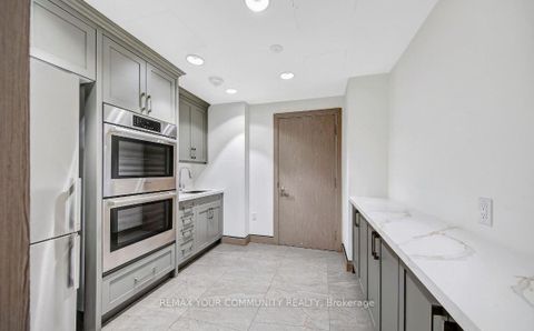 Photo 31 at 204 - 4800 Highway 7, East Woodbridge, Vaughan