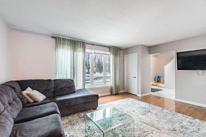 Photo 12 at 2202 Bridge Road, WO West, Oakville