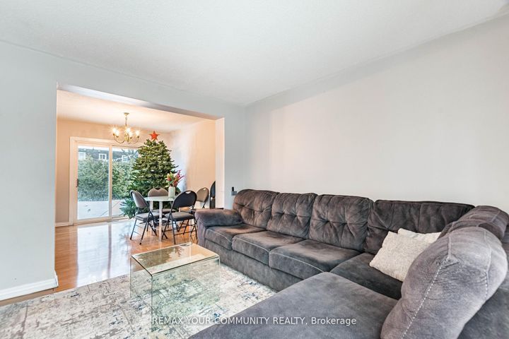 Photo 13 at 2202 Bridge Road, WO West, Oakville