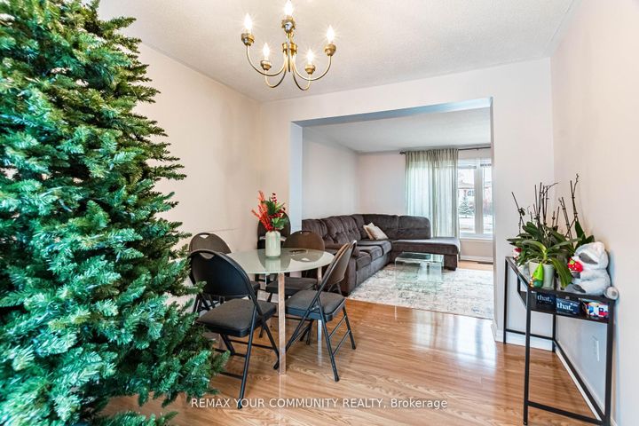 Photo 15 at 2202 Bridge Road, WO West, Oakville