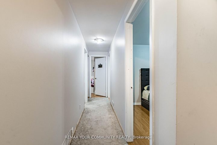 Photo 26 at 2202 Bridge Road, WO West, Oakville