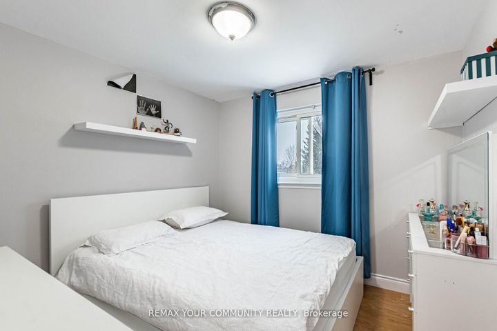 Photo 34 at 2202 Bridge Road, WO West, Oakville