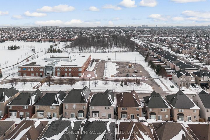 Photo 41 at 430 Father Tobin Road, Wellington, Brampton