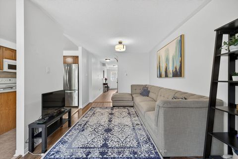 Photo 10 at 70 Burgess Crescent, Summerhill Estates, Newmarket