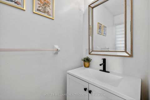 Photo 20 at 70 Burgess Crescent, Summerhill Estates, Newmarket