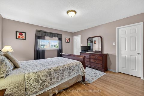 Photo 24 at 70 Burgess Crescent, Summerhill Estates, Newmarket