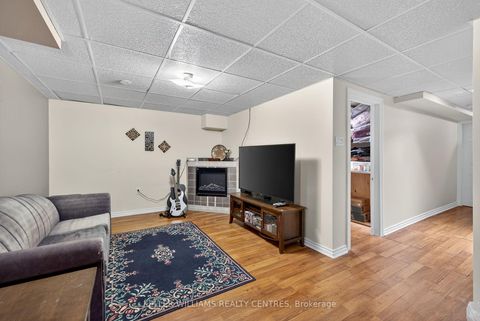 Photo 37 at 70 Burgess Crescent, Summerhill Estates, Newmarket