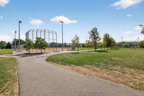 Photo 45 at 70 Burgess Crescent, Summerhill Estates, Newmarket