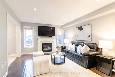 Photo 4 at 1203 Meath Drive, Pinecrest, Oshawa