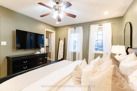 Photo 18 at 1203 Meath Drive, Pinecrest, Oshawa