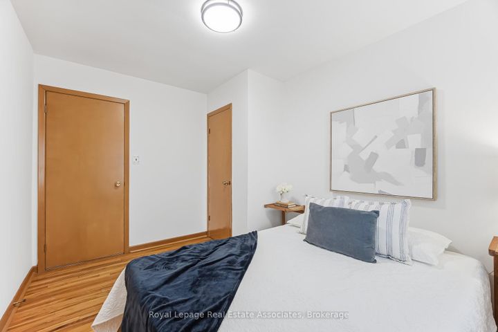 Photo 15 at 5 Rosewood Avenue, Queensway, Toronto