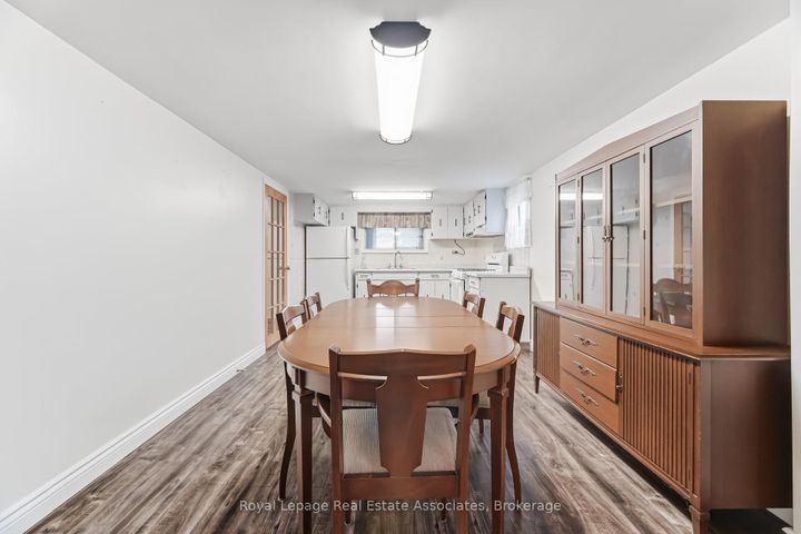 Photo 30 at 5 Rosewood Avenue, Queensway, Toronto