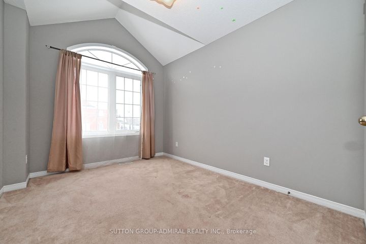 Photo 30 at 41 Big Hill Crescent, Patterson, Vaughan