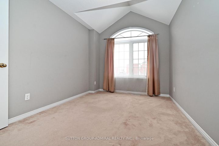 Photo 31 at 41 Big Hill Crescent, Patterson, Vaughan